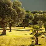 Porto Koufo Resort 公寓式酒店