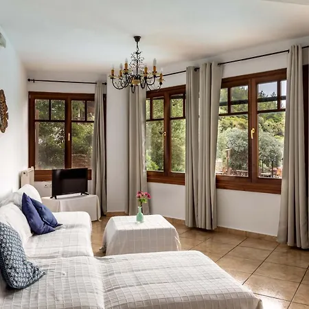 公寓式酒店 Porto Koufo Resort 库佛斯港