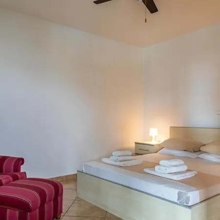 Porto Koufo Resort 公寓式酒店 库佛斯港