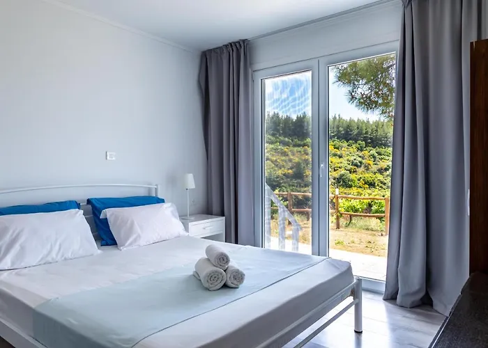 Porto Koufo Resort נמל קופוניסיה