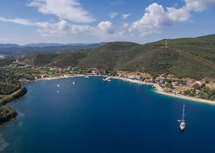 Ξενοδοχείο με διαμερίσματα Porto Koufo Resort 4*