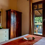 Apart Otel Porto Koufo Resort
